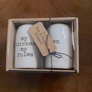 Joseph A. Collection S & P Shakers